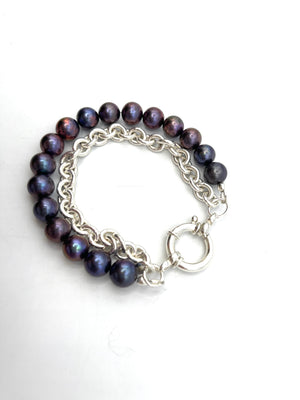 Open image in slideshow, Black Pearlized Agate Bracelet Armour
